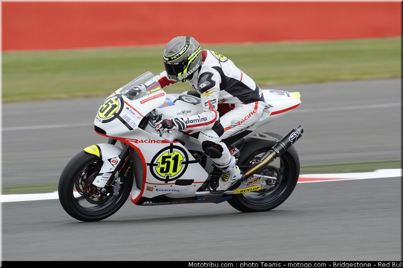 moto2_pirro_09_angleterre_silverstone_2011
