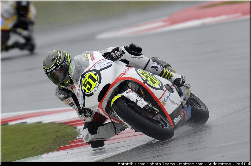 moto2_pirro_19_angleterre_silverstone_2011