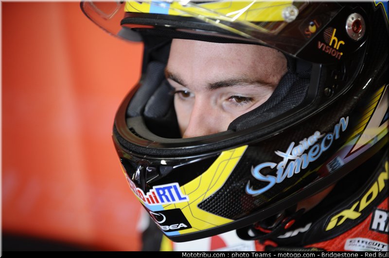 moto2_simeon_02_angleterre_silverstone_2011
