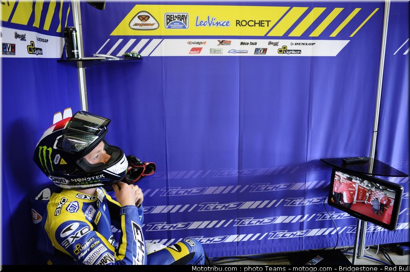 moto2_smith_01_angleterre_silverstone_2011