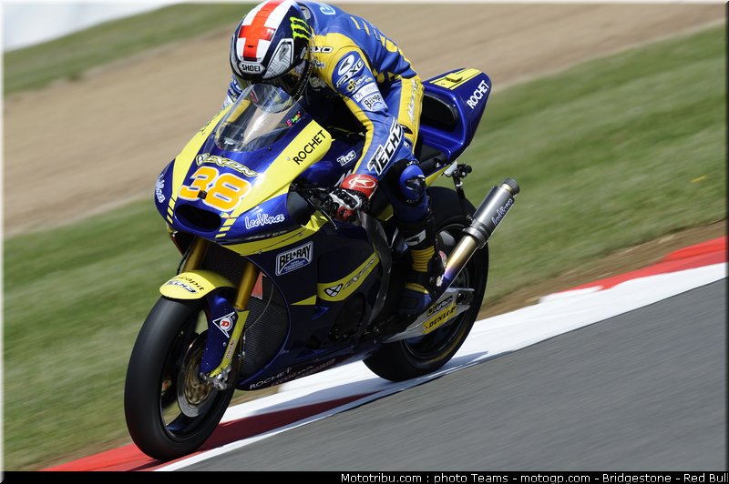 moto2_smith_10_angleterre_silverstone_2011