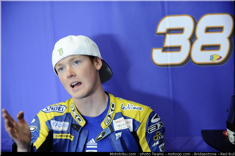 moto2_smith_14_angleterre_silverstone_2011