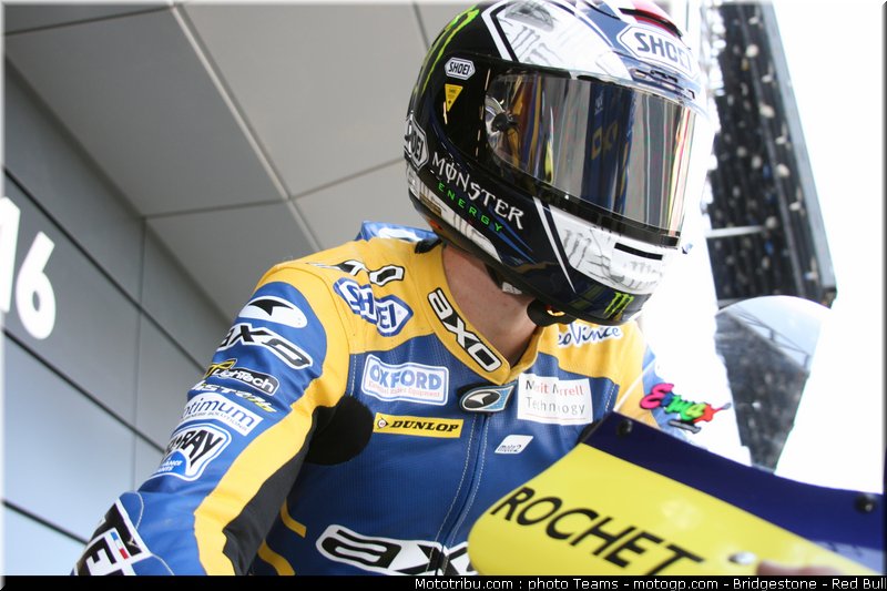 moto2_smith_15_angleterre_silverstone_2011