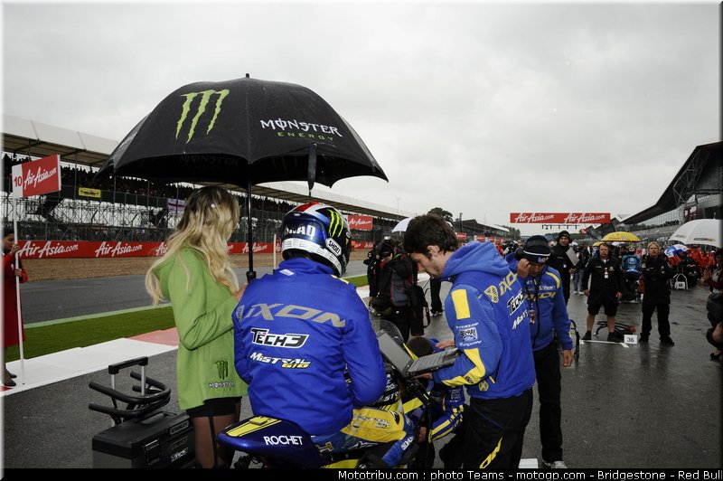 moto2_smith_27_angleterre_silverstone_2011