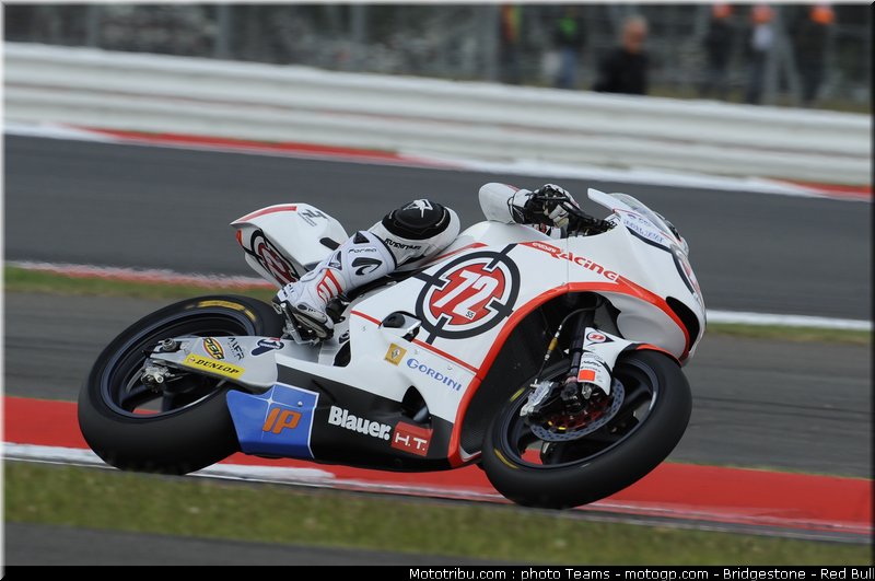 moto2_takahashi_01_angleterre_silverstone_2011