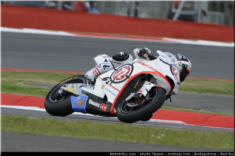 moto2_takahashi_02_angleterre_silverstone_2011