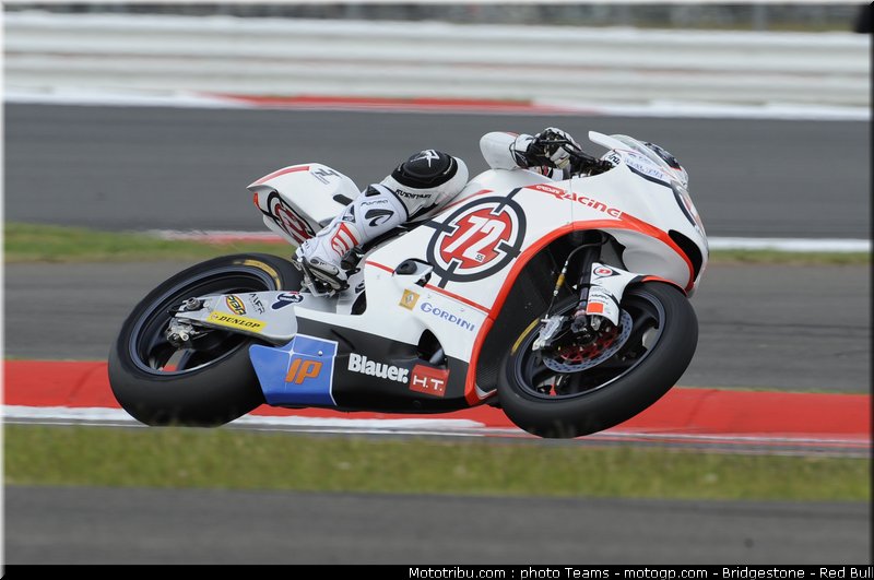 moto2_takahashi_03_angleterre_silverstone_2011