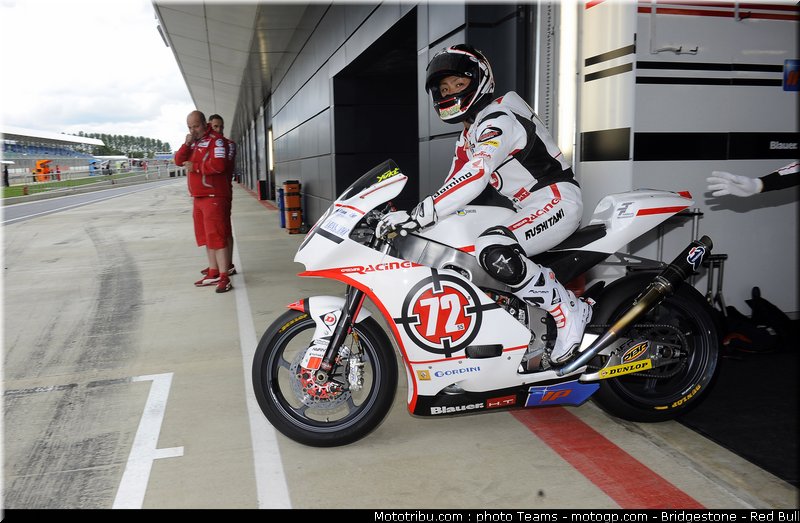 moto2_takahashi_16_angleterre_silverstone_2011