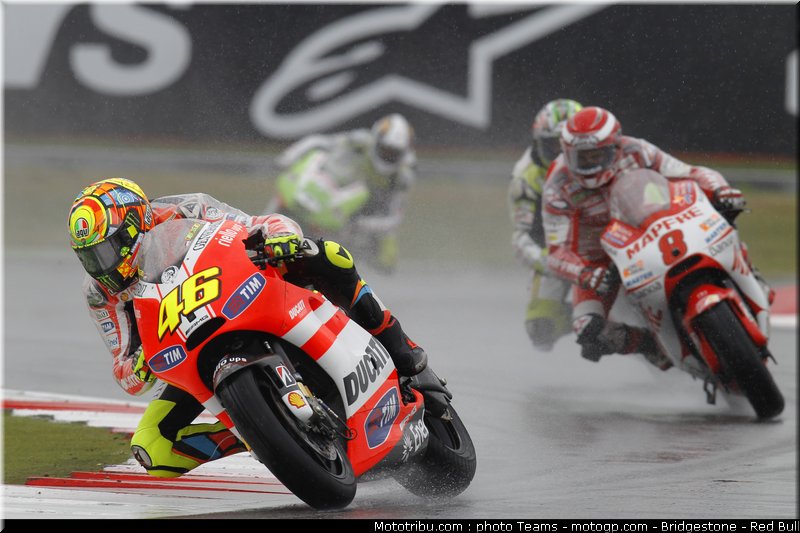 motogp_0004_angleterre_silverstone_2011