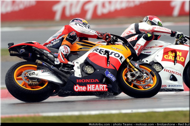 motogp_0040_angleterre_silverstone_2011