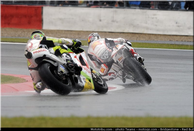 motogp_0049_angleterre_silverstone_2011
