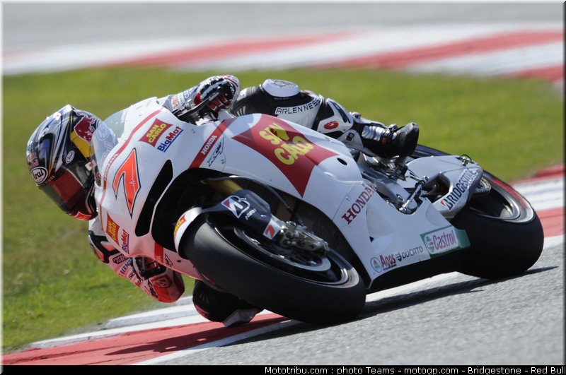 motogp_aoyama_22_angleterre_silverstone_2011