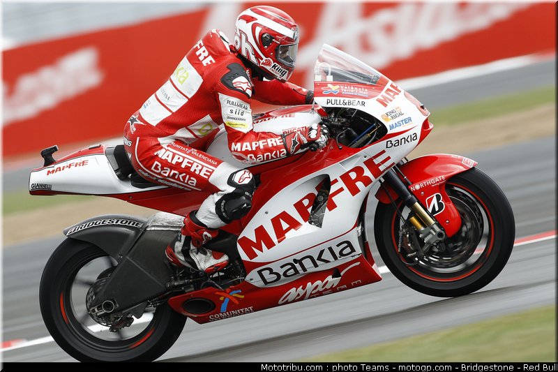 motogp_barbera_02_angleterre_silverstone_2011