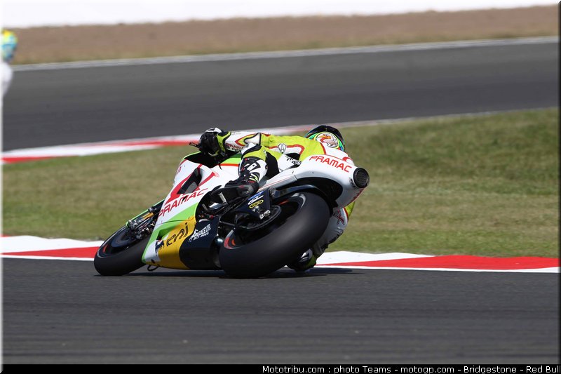 motogp_capirossi_01_angleterre_silverstone_2011