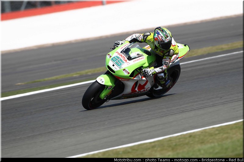 motogp_capirossi_04_angleterre_silverstone_2011