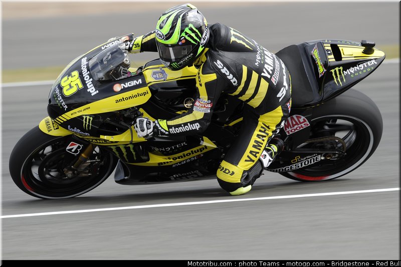 motogp_crutchlow_07_angleterre_silverstone_2011