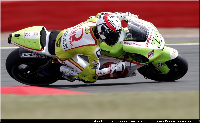 motogp_depuniet_02_angleterre_silverstone_2011