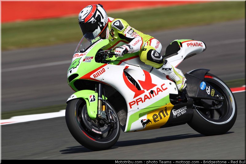 motogp_depuniet_06_angleterre_silverstone_2011