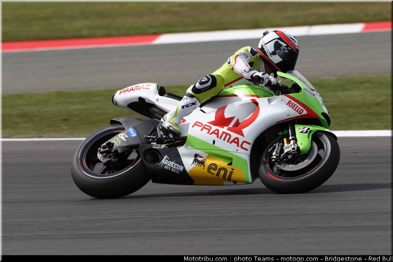 motogp_depuniet_11_angleterre_silverstone_2011