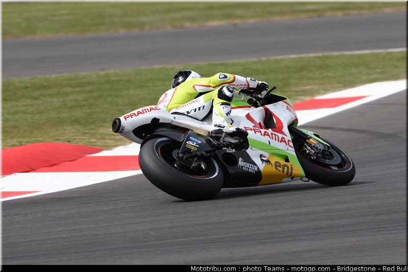 motogp_depuniet_12_angleterre_silverstone_2011