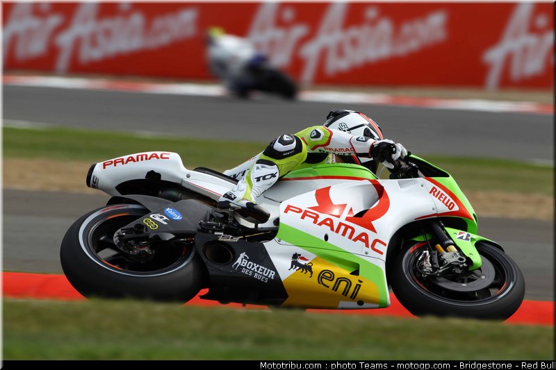 motogp_depuniet_21_angleterre_silverstone_2011