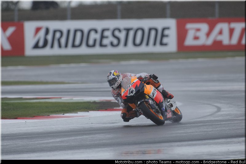 motogp_dovizioso_28_angleterre_silverstone_2011