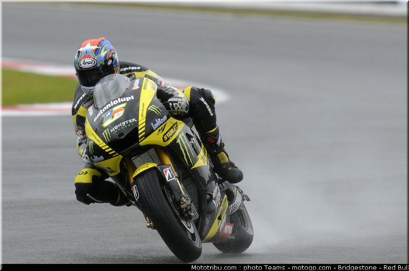 motogp_edwards_21_angleterre_silverstone_2011