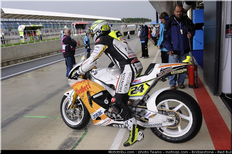 motogp_elias_18_angleterre_silverstone_2011