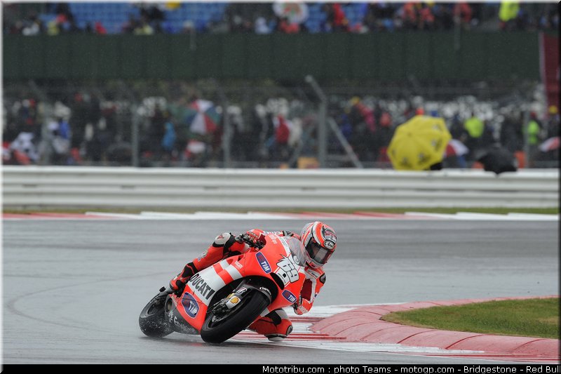 motogp_hayden_07_angleterre_silverstone_2011