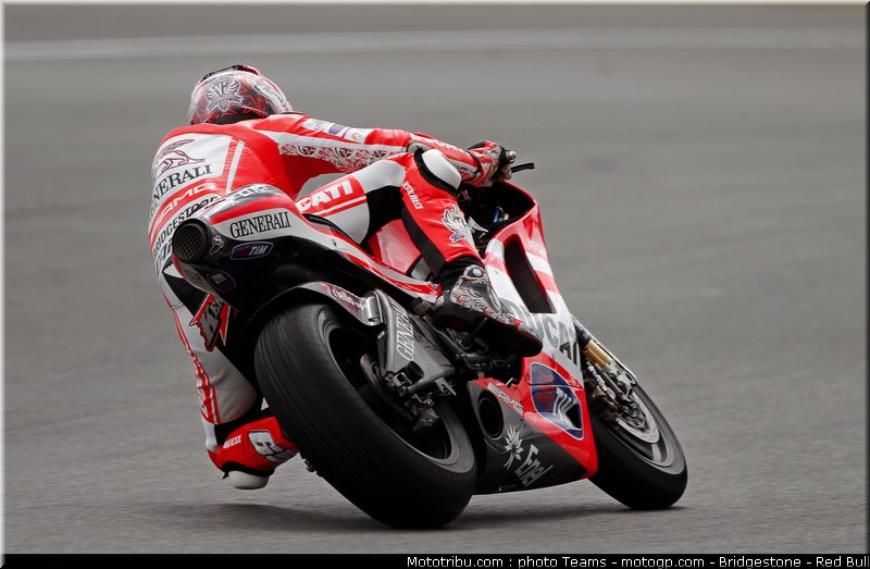motogp_hayden_09_angleterre_silverstone_2011