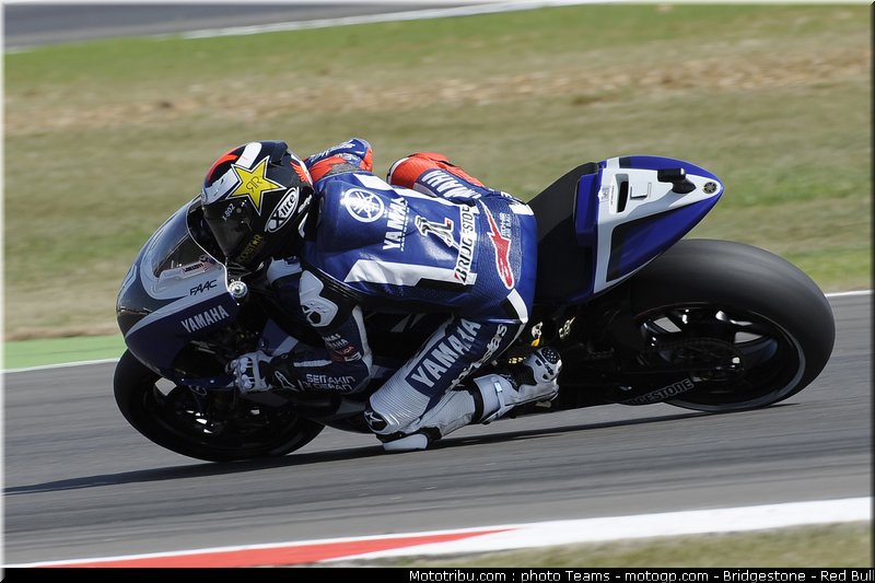 motogp_lorenzo_05_angleterre_silverstone_2011