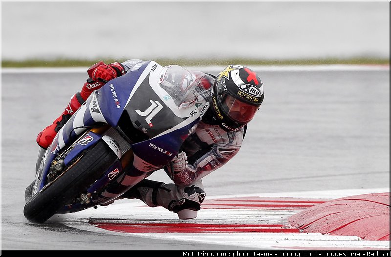 motogp_lorenzo_16_angleterre_silverstone_2011