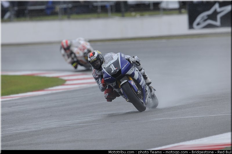 motogp_lorenzo_19_angleterre_silverstone_2011