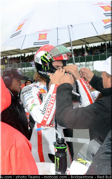 motogp_simoncelli_21_angleterre_silverstone_2011