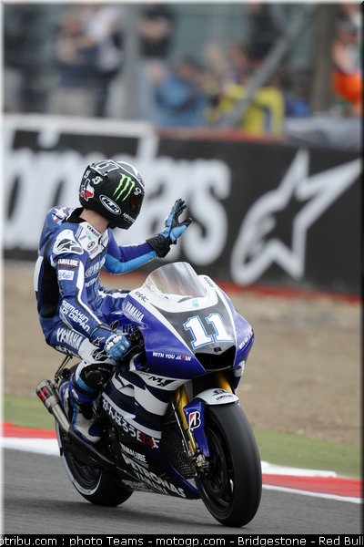 motogp_spies_1_angleterre_silverstone_2011
