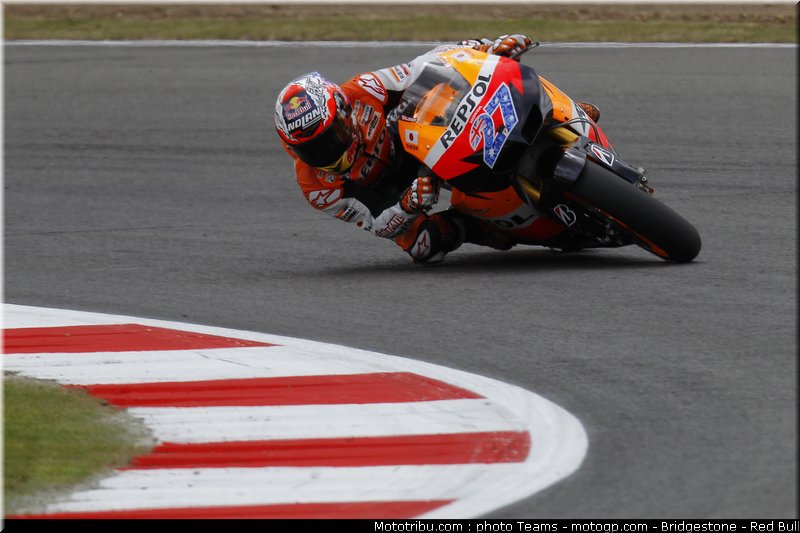 motogp_stoner_02_angleterre_silverstone_2011