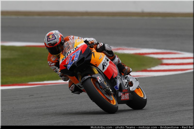 motogp_stoner_07_angleterre_silverstone_2011