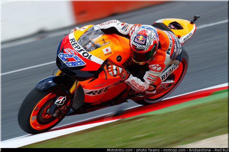 motogp_stoner_29_angleterre_silverstone_2011