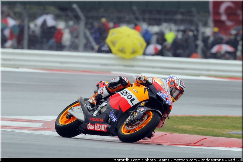 motogp_stoner_38_angleterre_silverstone_2011