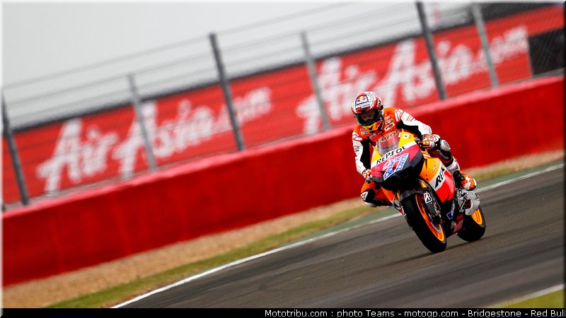 motogp_stoner_41_angleterre_silverstone_2011