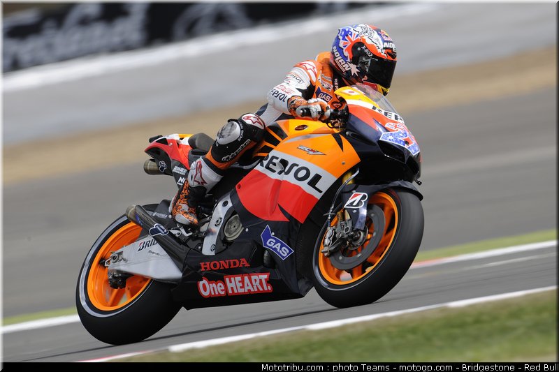 motogp_stoner_47_angleterre_silverstone_2011
