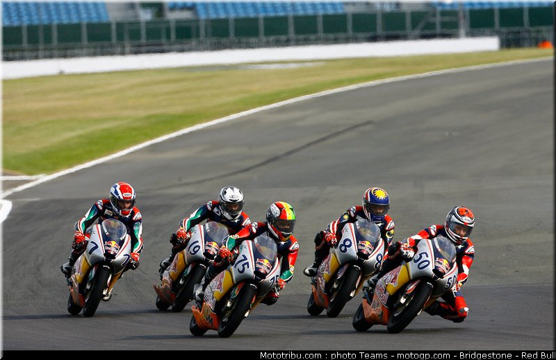 red_bull_rookies_cup_019_angleterre_silverstone_2011