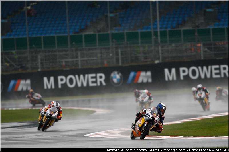 red_bull_rookies_cup_043_angleterre_silverstone_2011