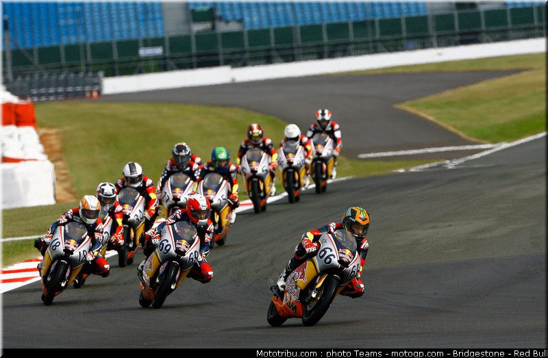 red_bull_rookies_cup_057_angleterre_silverstone_2011
