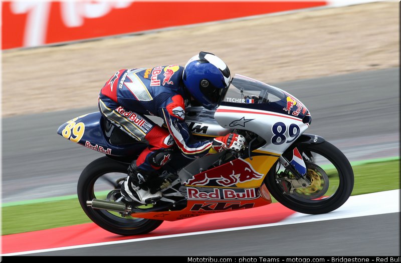 red_bull_rookies_cup_techer_1_angleterre_silverstone_2011