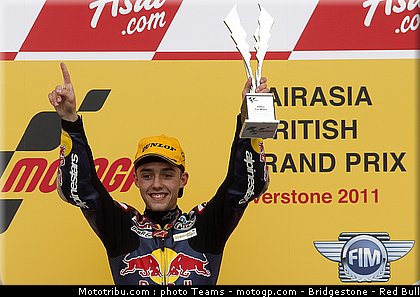 125_folger_3_angleterre_silverstone_2011.jpg