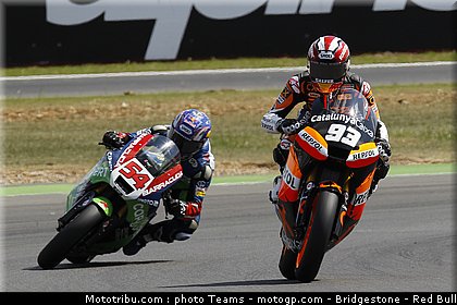 moto2_006_angleterre_silverstone_2011.jpg