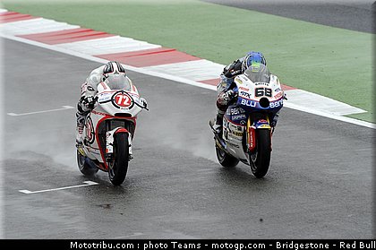 moto2_013_angleterre_silverstone_2011.jpg