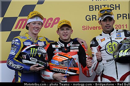 moto2_016_angleterre_silverstone_2011.jpg