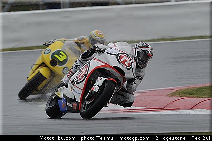 moto2_017_angleterre_silverstone_2011.jpg